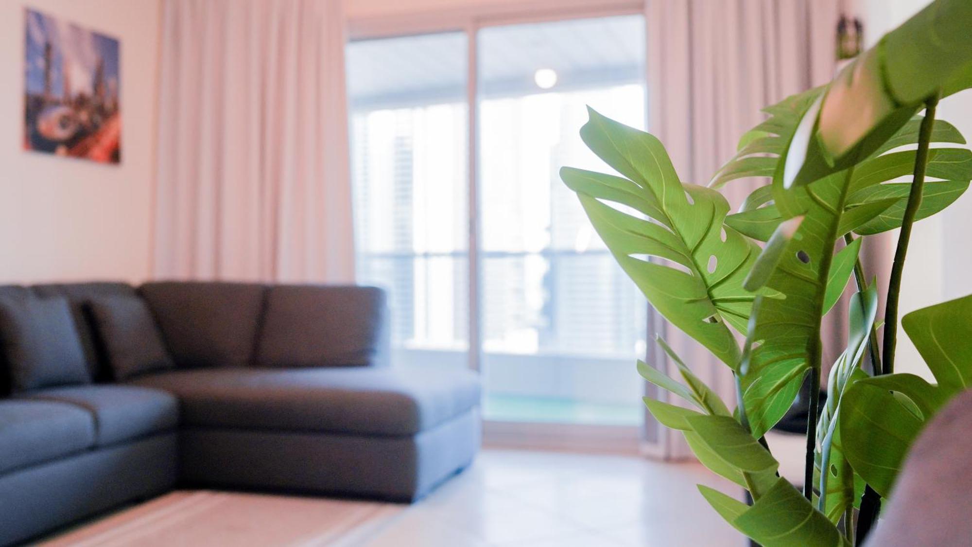 Spacious 2 Bed Apt At Marina High Floor Dubai Exteriör bild