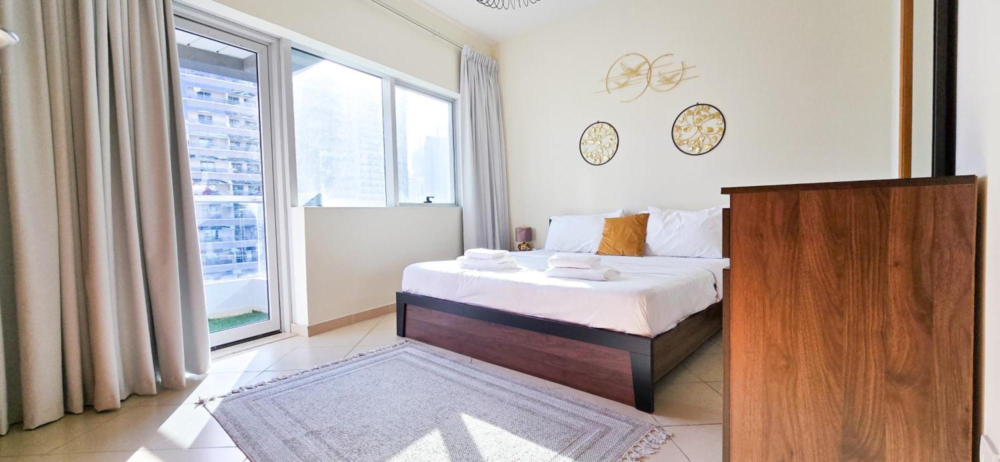 Spacious 2 Bed Apt At Marina High Floor Dubai Exteriör bild