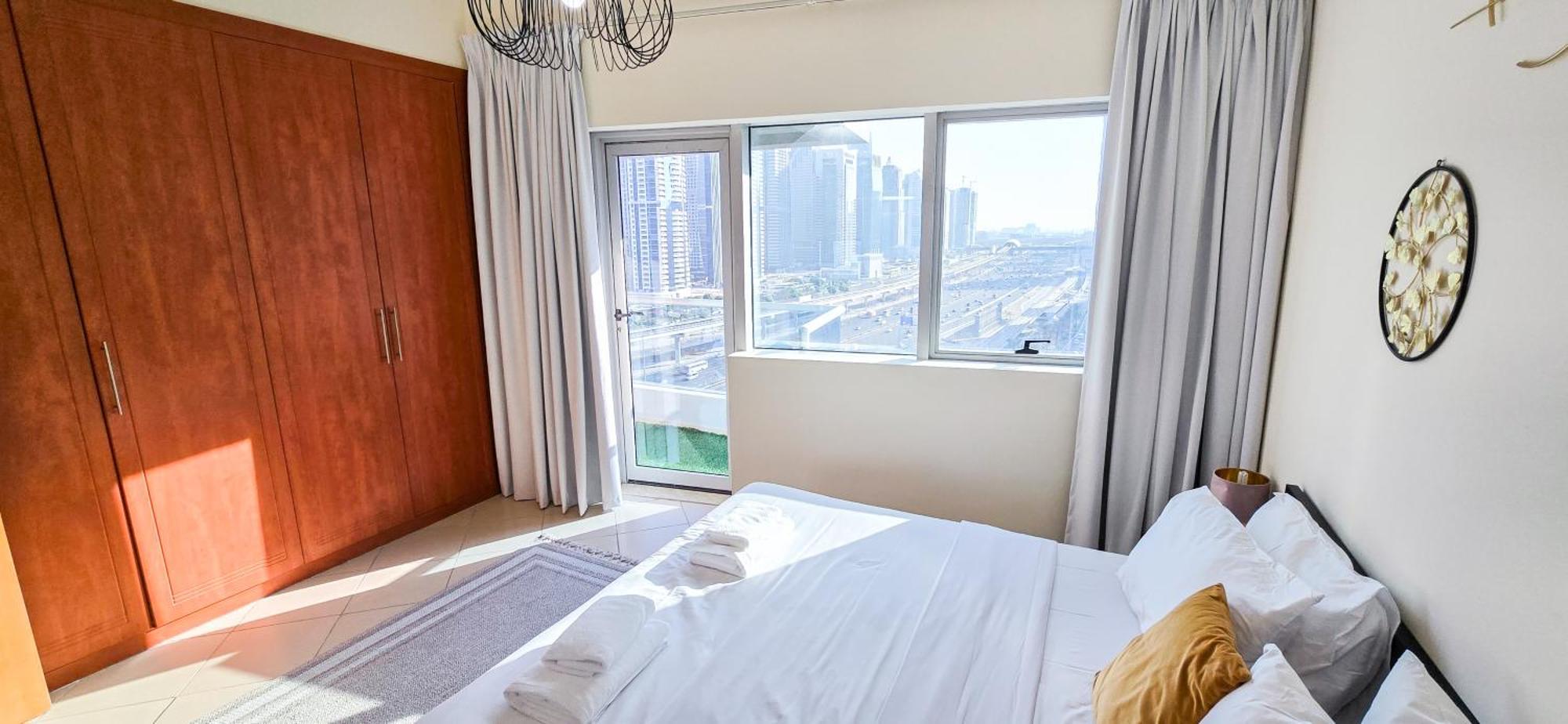 Spacious 2 Bed Apt At Marina High Floor Dubai Exteriör bild